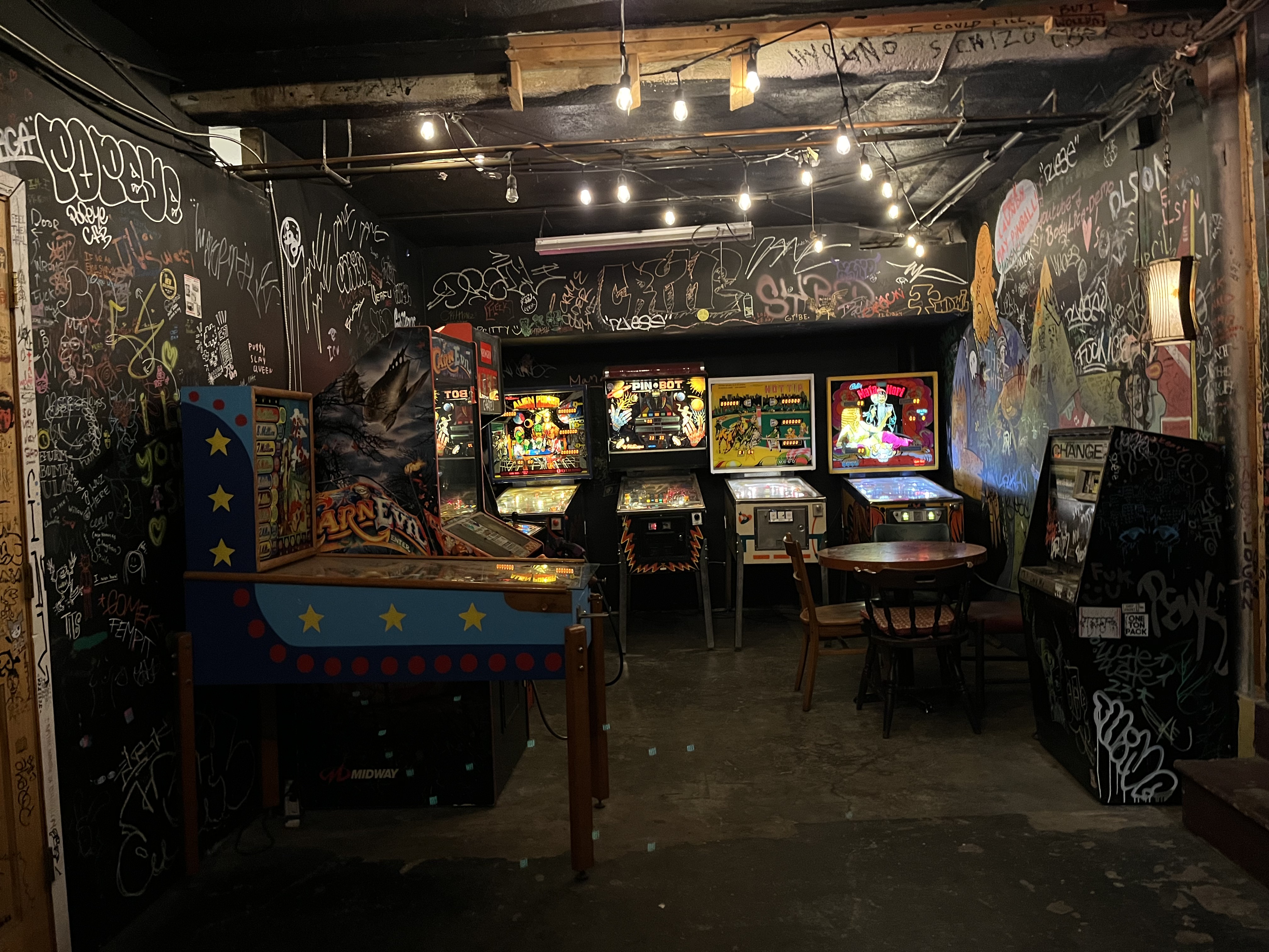 basement arcade